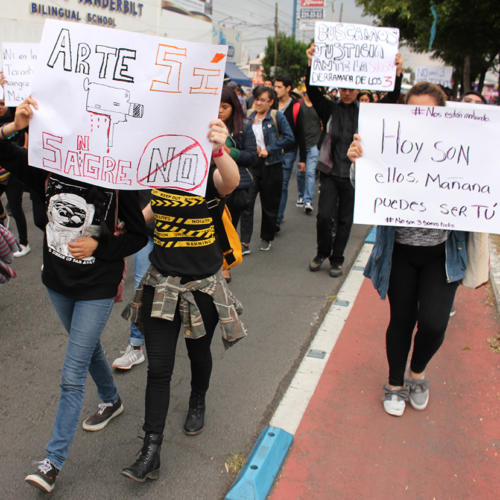 Alumnos de la BUAP se suman a marchas por estudiantes de cine. 2 de mayo 2018.